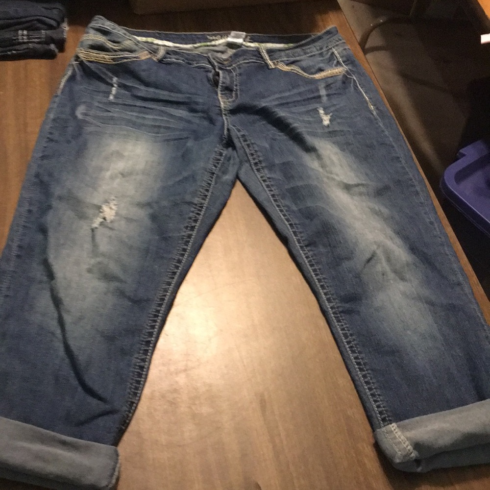 Distressed Maurice’s capris